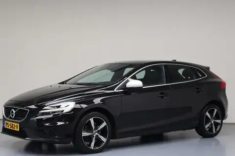 Annonce VOLVO V40 Essence 2017 d'occasion 