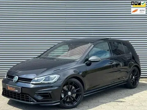 Used VOLKSWAGEN GOLF Petrol 2019 Ad 