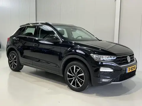 Used VOLKSWAGEN T-ROC Petrol 2018 Ad 