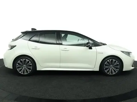 Used TOYOTA COROLLA Hybrid 2019 Ad 