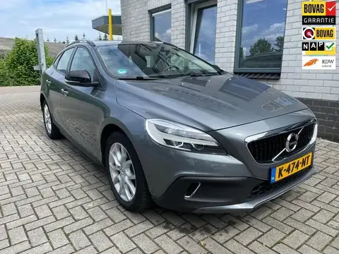 Annonce VOLVO V40 Essence 2018 d'occasion 