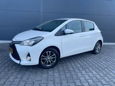 Annonce TOYOTA YARIS Essence 2015 d'occasion 