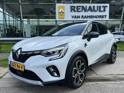 Used RENAULT CAPTUR Hybrid 2022 Ad 