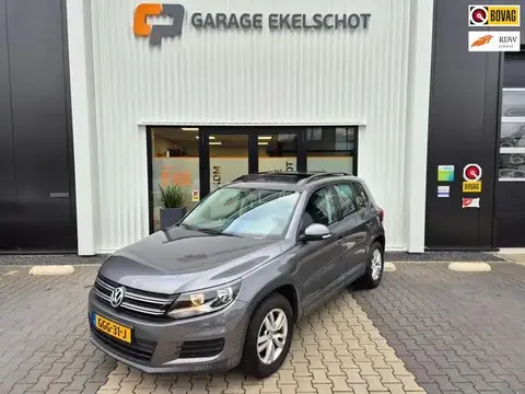 Used VOLKSWAGEN TIGUAN Petrol 2015 Ad 