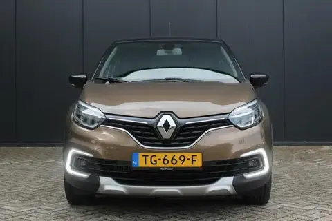 Used RENAULT CAPTUR Petrol 2018 Ad 