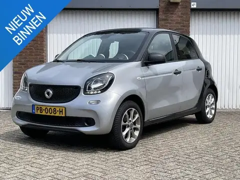 Annonce SMART FORFOUR Essence 2017 d'occasion 