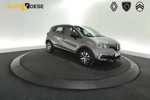 Annonce RENAULT CAPTUR Essence 2018 d'occasion 