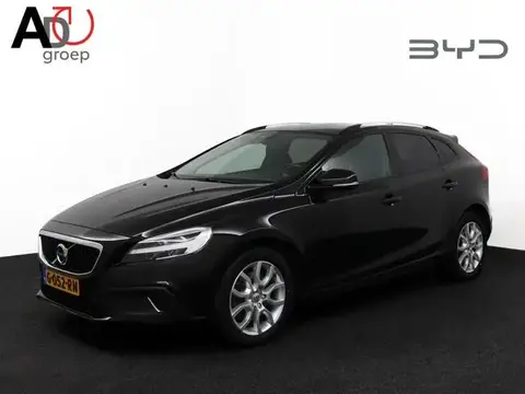 Used VOLVO V40 Petrol 2019 Ad 