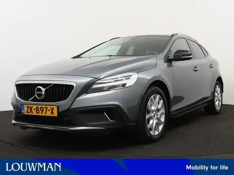 Annonce VOLVO V40 Essence 2019 d'occasion 