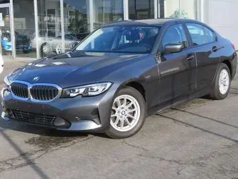 Used BMW SERIE 3 Petrol 2019 Ad 