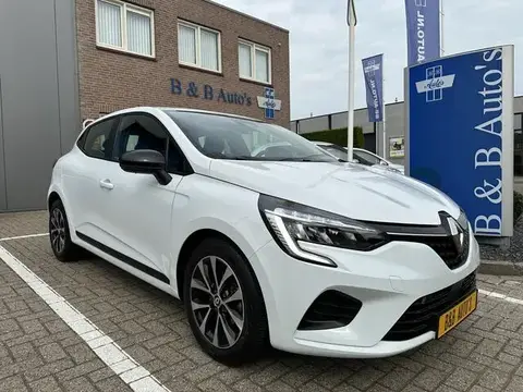 Annonce RENAULT CLIO Essence 2023 d'occasion 