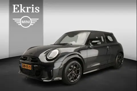 Used MINI COOPER Petrol 2024 Ad 