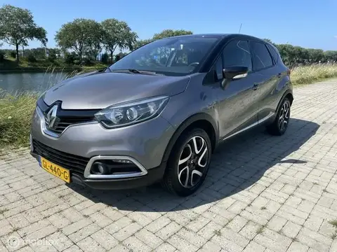 Annonce RENAULT CAPTUR Essence 2015 d'occasion 