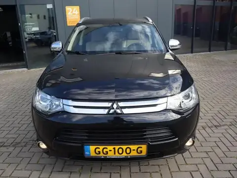 Annonce MITSUBISHI OUTLANDER Essence 2015 d'occasion 