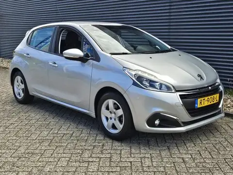 Used PEUGEOT 208 Petrol 2018 Ad 