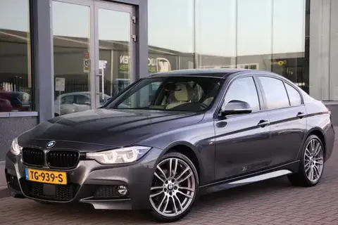 Used BMW SERIE 3 Petrol 2018 Ad 