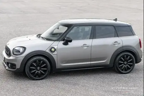 Used MINI COUNTRYMAN Hybrid 2019 Ad 