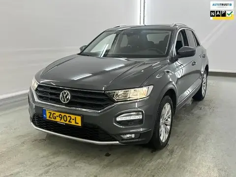 Annonce VOLKSWAGEN T-ROC Essence 2019 d'occasion 