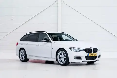 Used BMW SERIE 3 Petrol 2019 Ad 