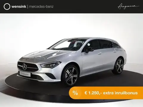 Used MERCEDES-BENZ CLASSE CLA Hybrid 2023 Ad 