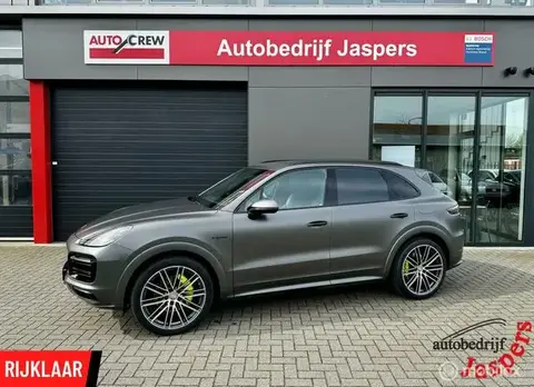 Used PORSCHE CAYENNE Hybrid 2018 Ad 