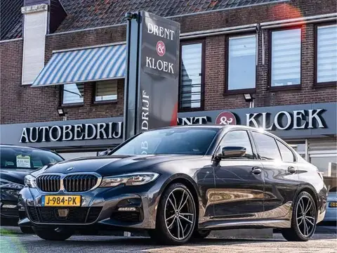 Annonce BMW SERIE 3 Essence 2019 d'occasion 