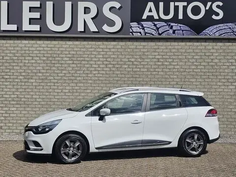 Used RENAULT CLIO Petrol 2018 Ad 