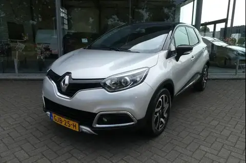 Used RENAULT CAPTUR Petrol 2017 Ad 