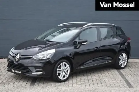 Used RENAULT CLIO Petrol 2018 Ad 