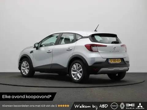 Used RENAULT CAPTUR Hybrid 2022 Ad 