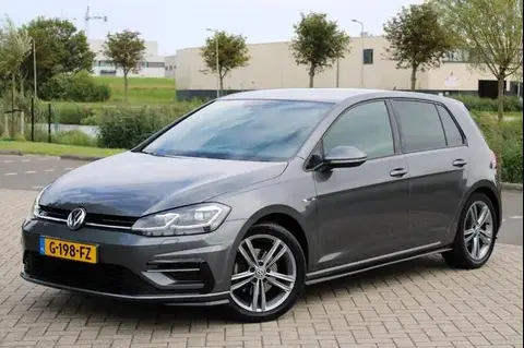 Annonce VOLKSWAGEN GOLF Essence 2019 d'occasion 