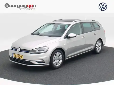 Used VOLKSWAGEN GOLF Petrol 2018 Ad 