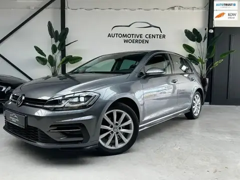 Used VOLKSWAGEN GOLF Petrol 2018 Ad 