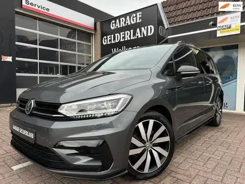 Used VOLKSWAGEN TOURAN Petrol 2019 Ad 