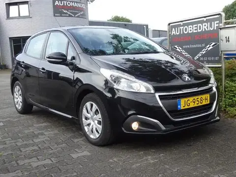 Used PEUGEOT 208 Petrol 2016 Ad 