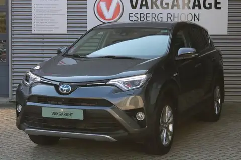 Used TOYOTA RAV4 Hybrid 2017 Ad 