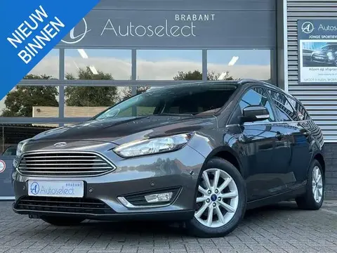 Annonce FORD FOCUS Essence 2016 d'occasion 