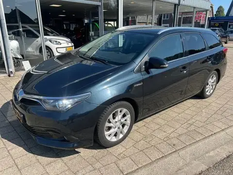 Used TOYOTA AURIS Hybrid 2015 Ad 