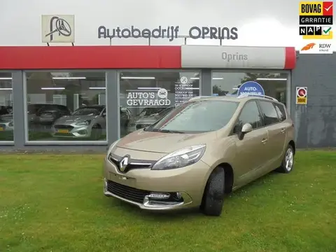 Used RENAULT GRAND SCENIC Petrol 2015 Ad 