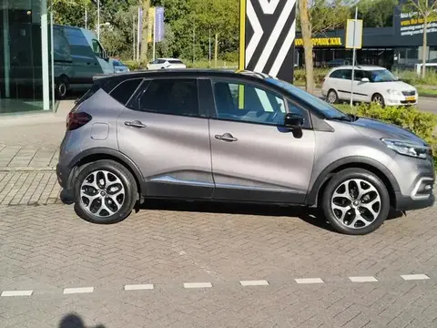 Annonce RENAULT CAPTUR Essence 2018 d'occasion 