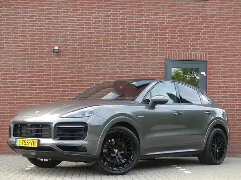 Used PORSCHE CAYENNE Hybrid 2021 Ad 