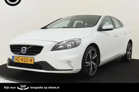 Used VOLVO V40 Petrol 2016 Ad 