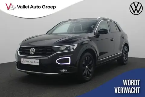 Used VOLKSWAGEN T-ROC Petrol 2020 Ad 