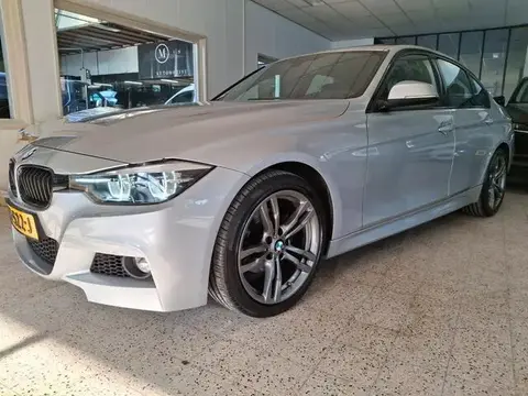 Used BMW SERIE 3 Petrol 2018 Ad 