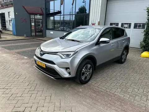 Used TOYOTA RAV4 Hybrid 2018 Ad 