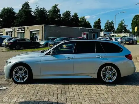 Used BMW SERIE 3 Petrol 2019 Ad 