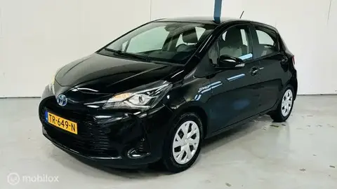 Used TOYOTA YARIS Hybrid 2018 Ad 