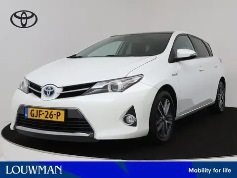 Used TOYOTA AURIS Hybrid 2015 Ad 