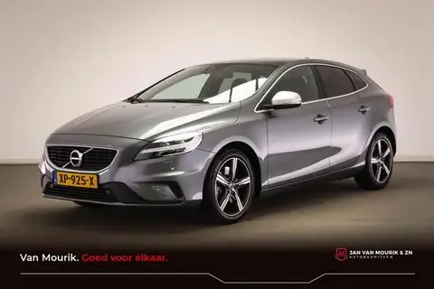 Annonce VOLVO V40 Essence 2019 d'occasion 