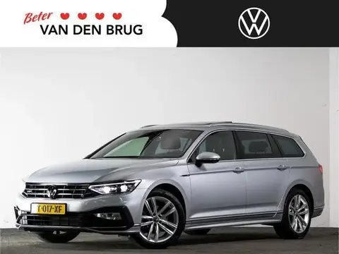 Annonce VOLKSWAGEN PASSAT Essence 2023 d'occasion 